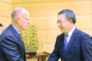 Hu  meeting with Governor Jerry Brown